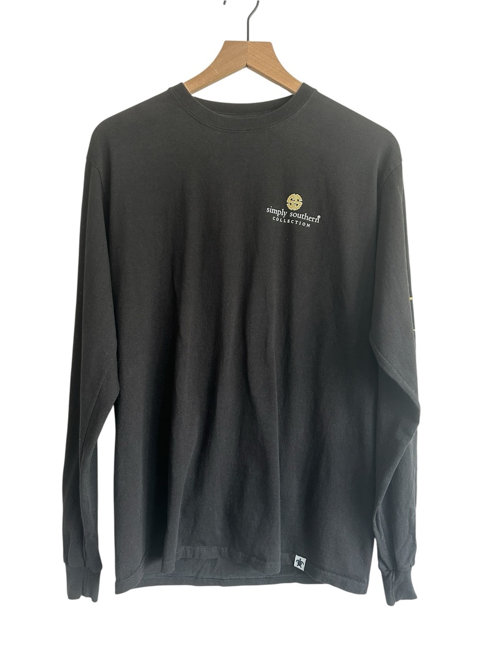 Simply Southern Women Shirt Medium Black Gold  Long Sleeve Tee Pineapple